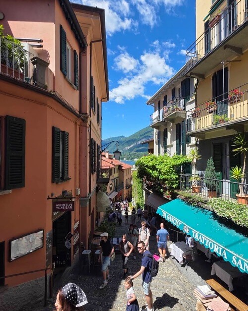 義大利科莫湖必玩 Lago di Como - Bellagio 貝拉焦 = 貝拉吉歐 - via Salita Serbelloni 塞爾貝洛尼階梯巷