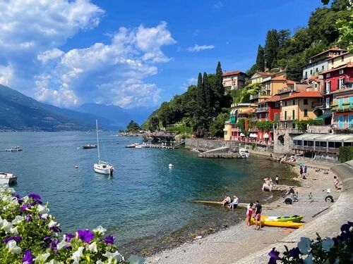 義大利科莫湖必玩 Lago di Como - Varenna 瓦倫納 = 瓦倫娜 - Lungolago di Varenna 瓦倫納湖畔步道 - Passeggiata degli innamorati 戀人步道 = 情人步道
