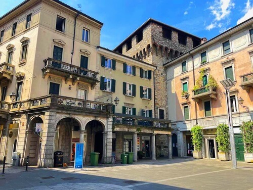義大利科莫湖必玩 Lago di Como - Lecco 萊科 - Palazzo delle Paure 恐懼宮 = Palazz di Pagur = Palazzo della Dogana - Galleria d'Arte Moderna Contemporanea 現代及當代藝術畫廊 - Museo Alpinistico Lecchese 科阿爾卑斯登山博物館 - Torre Viscontea 維斯孔蒂塔 = 維斯康提塔 = Torre civica Viscontea
