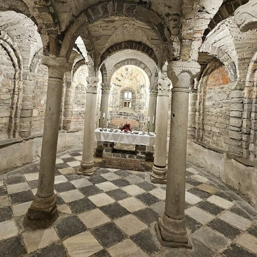義大利科莫湖必玩 Lago di Como - Tremezzina 特雷梅齊納 - Chiesa di Santo Stefano 聖斯蒂法諾教堂 = 聖斯德望教堂 = Chiesa collegiata di Santo Stefano - Lenno