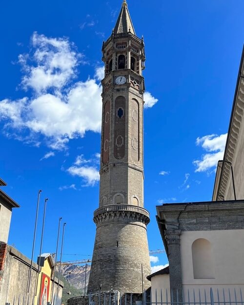 義大利科莫湖必玩 Lago di Como - Lecco 萊科 - Basilica di San Nicolò 聖尼科洛聖殿 = 聖尼各大教堂 - Campanile di San Nicolò 聖尼科洛鐘樓