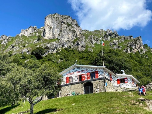 義大利科莫湖必玩 Lago di Como - Menaggio 梅納焦 = 梅納喬 - Monte Grona 格羅納山 - Rifugio Menaggio