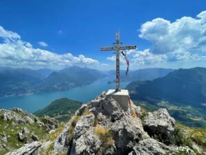 義大利科莫湖必玩 Lago di Como - Menaggio 梅納焦 = 梅納喬 - Monte Grona 格羅納山 - Rifugio Menaggio