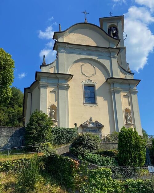義大利科莫湖必玩 Lago di Como - Bellano 貝拉諾 - Santuario Madonna delle Lacrime - Lezzeno-Bellano (lc) 萊澤諾淚水聖母聖殿 = 聖母瑪利亞之淚聖殿 = Santuario della Madonna delle Lacrime di Lezzeno - Portale Madonna di Lezzeno 萊澤諾聖母之門