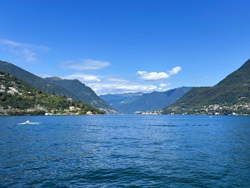 義大利科莫湖必玩 Lago di Como - Cernobbio 切爾諾比奧 - Lungolago di Cernobbio 切爾諾比奧湖畔步道 - Porto Cernobbio 碼頭