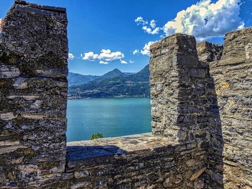 義大利科莫湖必玩 Lago di Como - Varenna 瓦倫納 = 瓦倫娜 - Castello di Vezio 韋齊奧城堡