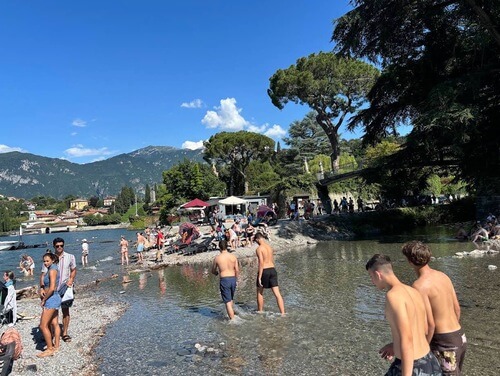 義大利科莫湖必玩 Lago di Como - Bellagio 貝拉焦 = 貝拉吉歐 - Spiaggia Pubblica di Bellagio 貝拉焦公共鵝卵石灘 = Spiaggia di San Giovanni