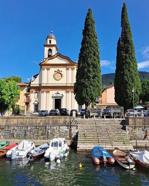 義大利科莫湖必玩 Lago di Como - Bellagio 貝拉焦 = 貝拉吉歐 - Chiesa Arcipretale di San Giovanni Battista 聖喬凡尼巴蒂斯塔新主教教堂 = 歐聖若望洗者主大堂 = Chiesa di San Giovanni