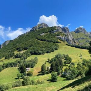 義大利科莫湖必玩 Lago di Como - Lecco 萊科 - Piani d'Erna 埃爾納高地平台 - Pizzo d'Erna 皮佐德爾納山 - Monte Resegone 雷塞貢山脈 - Funivia Piani d'Erna 高地纜車