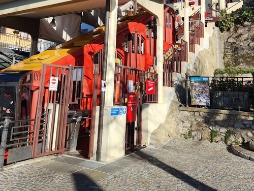 義大利科莫湖必玩 Lago di Como - Brunate 布魯納特 - Funicolare Como-Brunate 科莫布魯納特纜車
