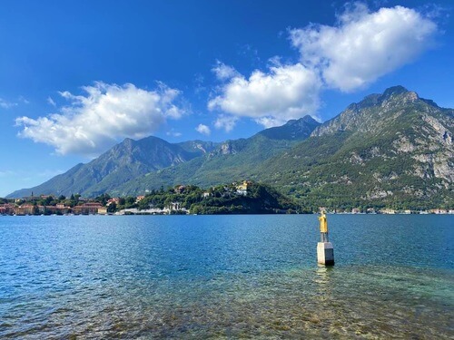 義大利科莫湖必玩 Lago di Como - Lecco 萊科 - Punta Maddalena 瑪達蓮娜岬角 = Lungolago di Lecco 萊科湖畔步道 = Lungolario Isonzo - Monumento ai Caduti 陣亡將士紀念碑 = Monumento ai Caduti della Grande Guerra - Statua di San Nicolò 聖尼各老金色雕像