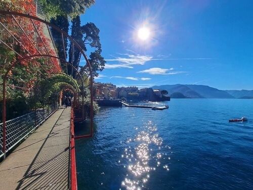 義大利科莫湖必玩 Lago di Como - Varenna 瓦倫納 = 瓦倫娜 - Lungolago di Varenna 瓦倫納湖畔步道 - Passeggiata degli innamorati 戀人步道 = 情人步道
