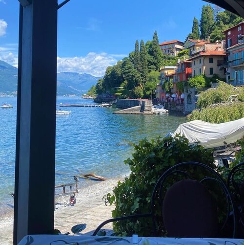 義大利科莫湖必玩 Lago di Como - Varenna 瓦倫納 = 瓦倫娜 - Varenna Caffè Bistrot