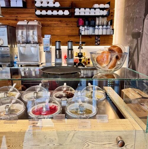義大利科莫湖必玩 Lago di Como - Lecco 萊科 - Gelateria Toldo
