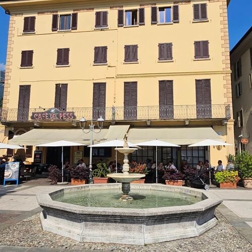 義大利科莫湖必玩 Lago di Como - Menaggio 梅納焦 = 梅納喬 - Cafè Del Pess