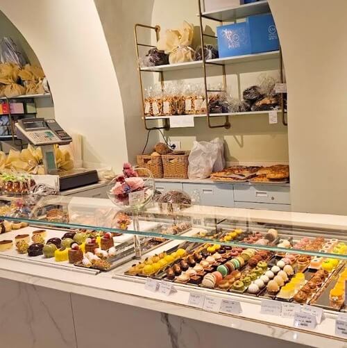 義大利科莫湖必玩 Lago di Como - Menaggio 梅納焦 = 梅納喬 - Pasticceria Cassera Moretti